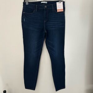 Super skinny mid rise 12